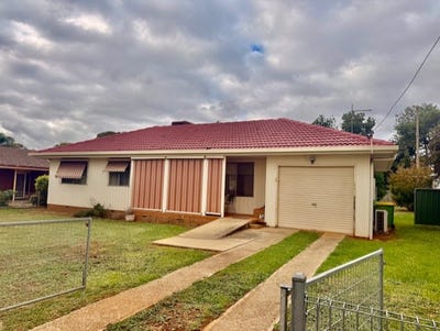 /international/au/26-king-street-corowa-nsw-151200976/