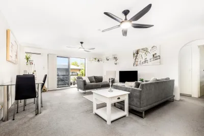 /international/au/2-32-julia-street-wavell-heights-qld-150674912/