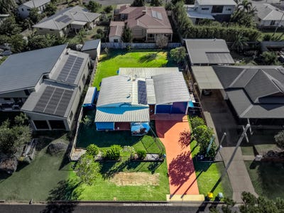 /international/au/143-welch-street-elliott-heads-qld-151055932/