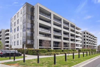 /international/au/117-32-blackall-street-barton-act-149759980/