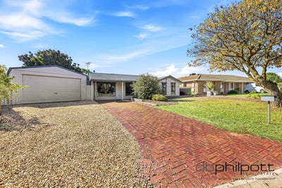 /international/au/16-laburnum-gardens-blakeview-sa-151292652/