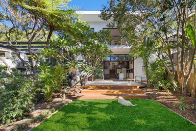 /international/au/10-edwin-street-fairlight-nsw-150696300/