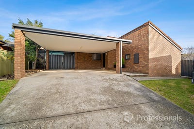/international/au/18-cook-place-west-wodonga-vic-151562924/