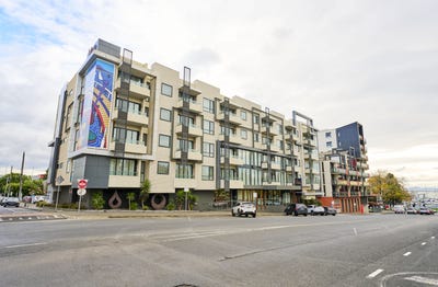 /international/au/10-bellerine-street-geelong-10-bellerine-street-geelong-vic-505168388/