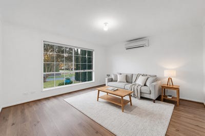 /international/au/18-fishburn-place-cranbourne-west-vic-152483372/