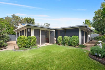 /international/au/30-sassifras-street-mudjimba-qld-151059568/