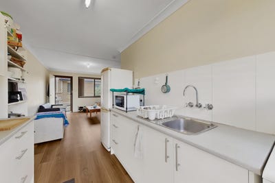 /international/au/4-10-north-road-woodridge-qld-151098312/