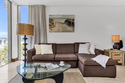 /international/au/35-9-13-dianella-drive-casuarina-nsw-150581972/