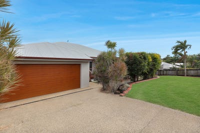 /international/au/6-gillies-court-rural-view-qld-148336448/