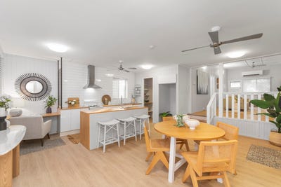 /international/au/10-kent-street-gulliver-qld-151120324/