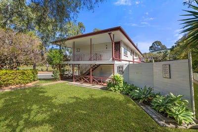 /international/au/32-bunora-avenue-ferny-hills-qld-148653236/?lang=id