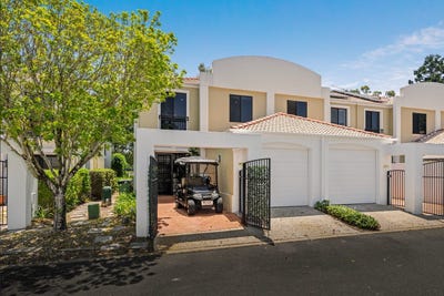 /international/au/8858-magnolia-drive-east-hope-island-qld-152396236/
