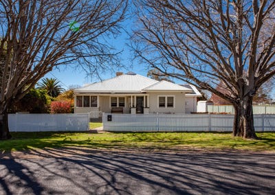 /international/au/54-gipps-st-wellington-nsw-152714460/