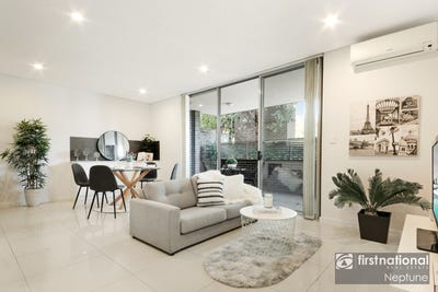 /international/au/1-271-dunmore-street-pendle-hill-nsw-151342672/
