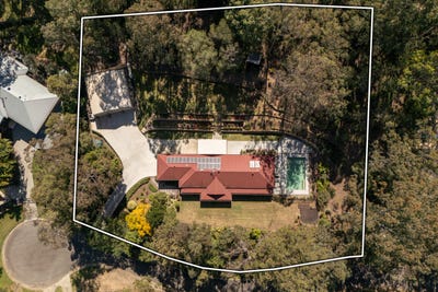 /international/au/40-bunya-pine-court-eatons-hill-qld-152525936/