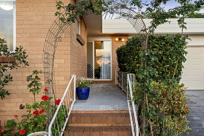 /international/au/22-milton-street-kearneys-spring-qld-152558240/