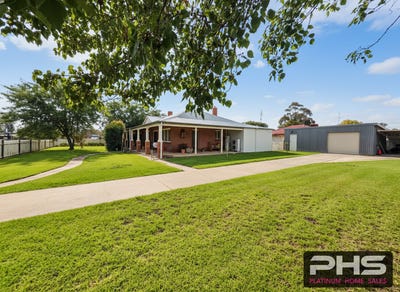 /international/au/81-noorong-street-barham-nsw-150751240/