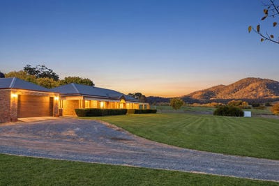 /international/au/50-willows-road-michelago-nsw-152597172/
