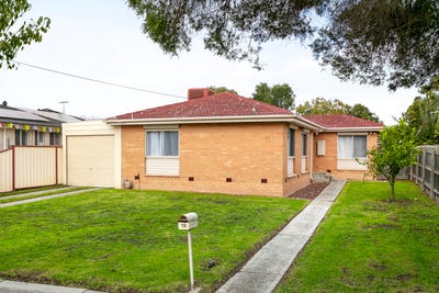 /international/au/12-moyne-crescent-coolaroo-vic-151283740/