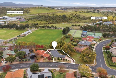 /international/au/85-bicentennial-drive-jerrabomberra-nsw-151180728/