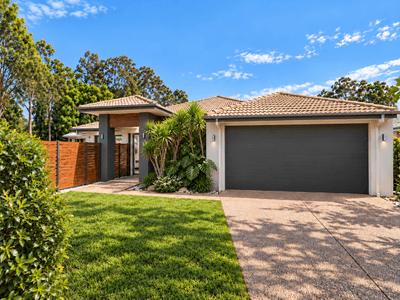 /international/au/107-school-road-wynnum-west-qld-152589288/