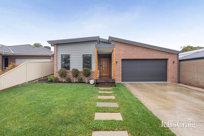 /international/au/7-appleford-court-brown-hill-vic-152669424/