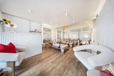 /international/au/3-792-794-pacific-parade-currumbin-qld-504858588/