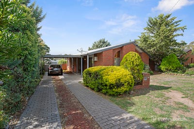 /international/au/19-ironbark-drive-maryborough-vic-150698616/