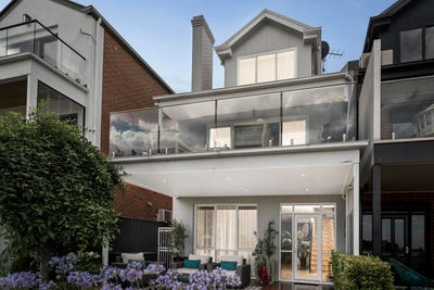 /international/au/4-hoffmann-terrace-williamstown-vic-151136200/
