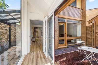 /international/au/55-jeffcott-street-north-adelaide-sa-151168888/