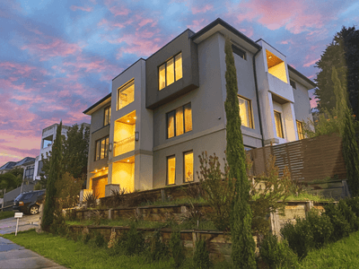 /international/au/1-nairne-terrace-greensborough-vic-150967600/