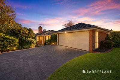 /international/au/10-morton-place-rowville-vic-151195636/