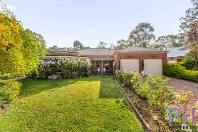 /international/au/2a-pioneer-drive-maiden-gully-vic-151063788/