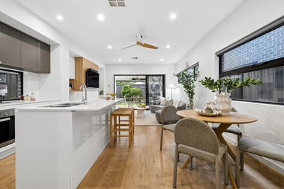 /international/au/1d-larkdale-avenue-marion-sa-152595180/