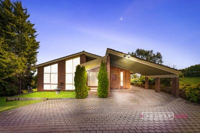 /international/au/60-braemore-place-beveridge-vic-152460388/