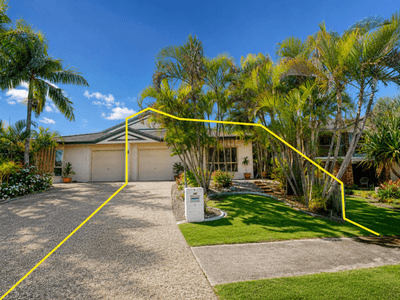 /international/au/2-28-headsail-drive-banksia-beach-qld-152282732/