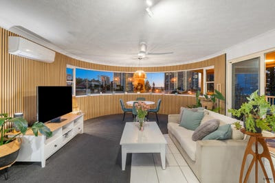 /international/au/7-45-mclean-street-coolangatta-qld-151343608/