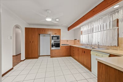 /international/au/15-bogota-crescent-paralowie-sa-148655672/