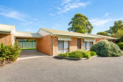 /international/au/2-13-julian-street-penola-sa-151276736/