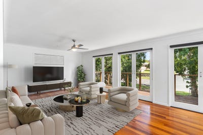 /international/au/1-kenny-street-fig-tree-pocket-qld-150883536/