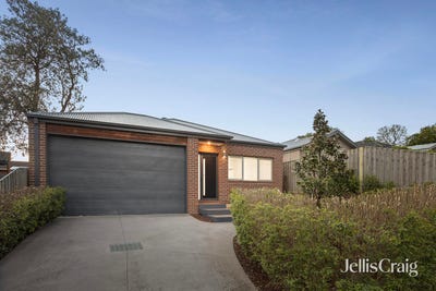/international/au/133a-pembroke-road-mooroolbark-vic-152601440/