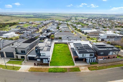/international/au/6-devon-park-drive-highton-vic-204555792/