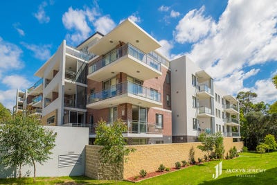 /international/au/74-2-8-belair-close-hornsby-nsw-148032720/