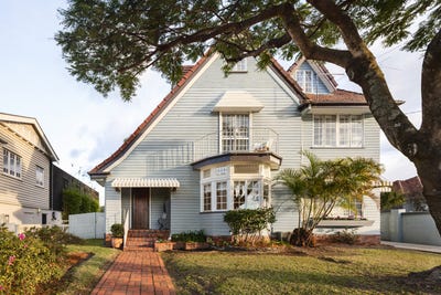 /international/au/182-barton-road-hawthorne-qld-148425108/