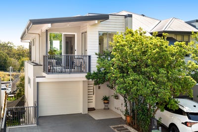 /international/au/28-hurd-terrace-morningside-qld-152656380/