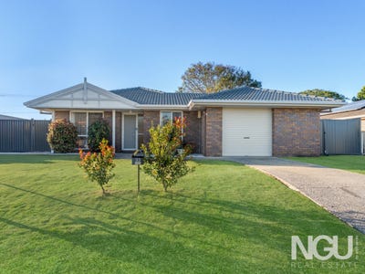 /international/au/33-sunshine-crescent-brassall-qld-148422232/