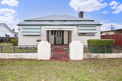 /international/au/199-baker-street-temora-nsw-148466600/