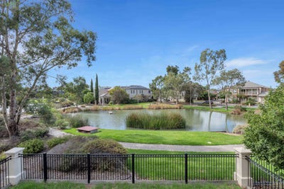 /international/au/4-pike-avenue-mawson-lakes-sa-150791420/