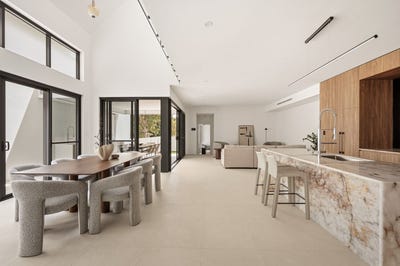 /international/au/29b-troy-terrace-daglish-wa-152656700/