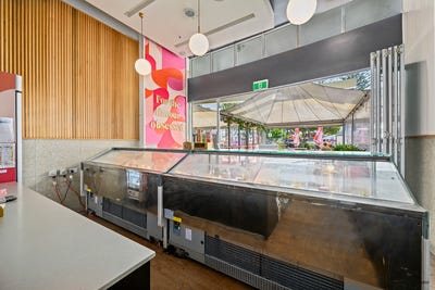 /international/au/10-110-marine-parade-coolangatta-qld-505164492/